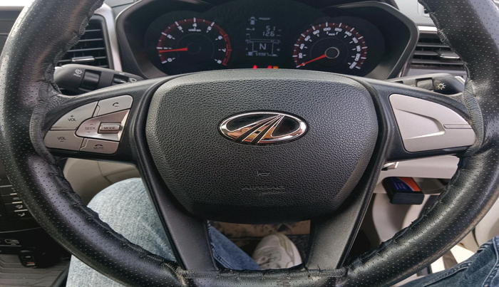 2021 Mahindra XUV300 W6 1.2 PETROL, Petrol, Manual, 59,987 km, interior