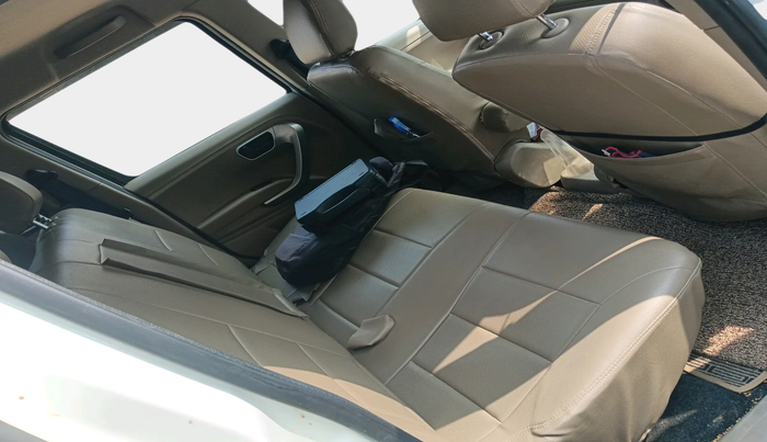 2024 Mahindra BOLERO NEO N10 R, Diesel, Manual, 29,795 km, interior