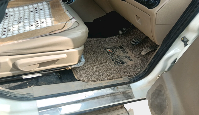 2024 Mahindra BOLERO NEO N10 R, Diesel, Manual, 29,795 km, interior