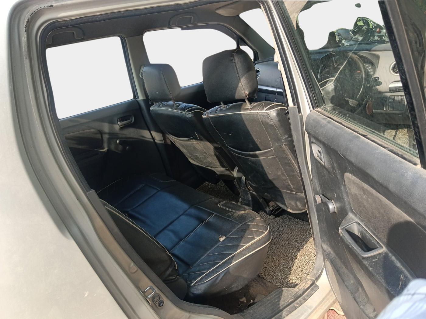 2012 Maruti Wagon R 1.0 LXI, Petrol, Manual, 1,15,614 km, interior