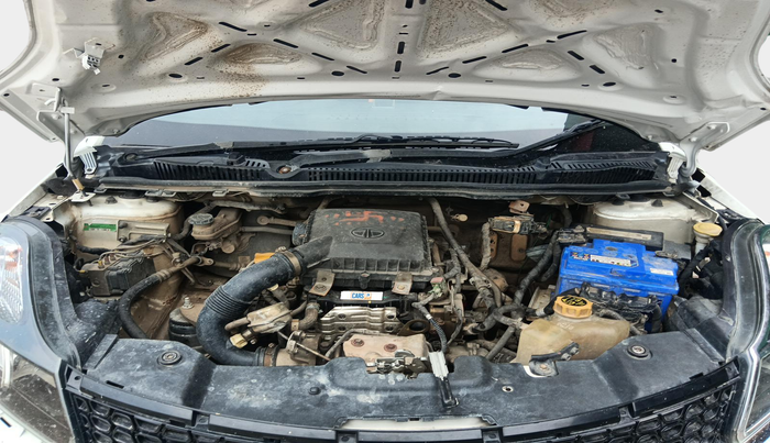 2018 Tata NEXON XM PETROL, Petrol, Manual, 1,23,311 km, exterior