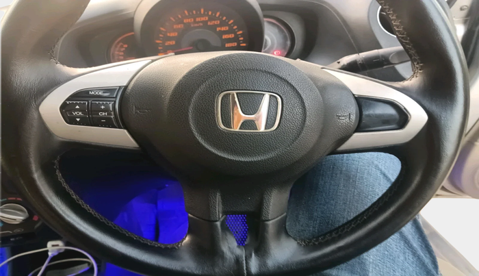 2014 Honda Amaze 1.2L I-VTEC S, Petrol, Manual, 86,423 km, interior