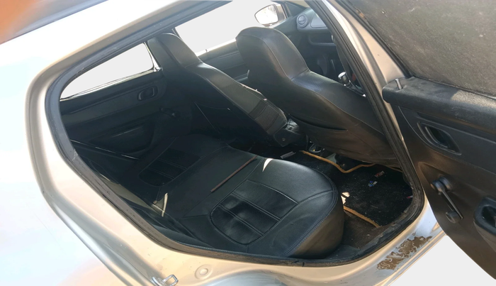 2017 Renault Kwid RXT 1.0, Petrol, Manual, 1,25,029 km, interior