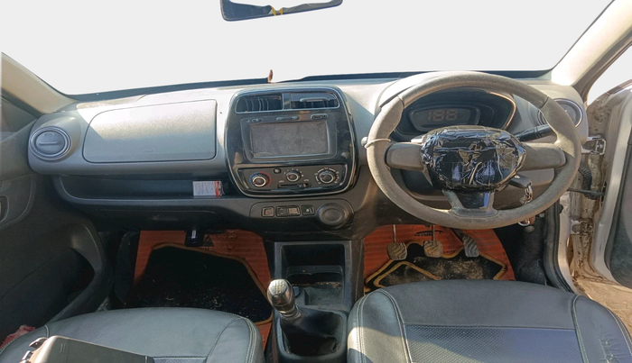 2017 Renault Kwid RXT 1.0, Petrol, Manual, 1,25,029 km, interior