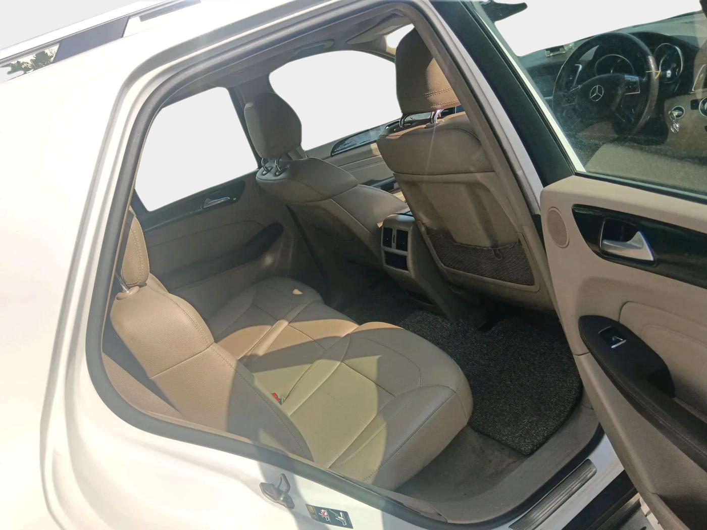 2013 Mercedes Benz Ml Class 250 CDI, Diesel, Automatic, 2,33,675 km, interior