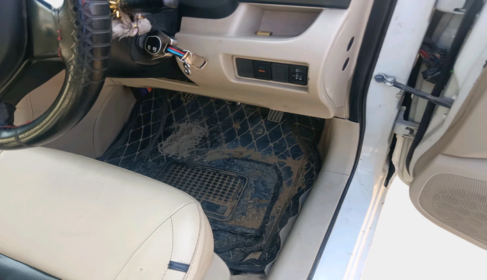 2014 Maruti Swift Dzire LDI, Diesel, Manual, 1,10,364 km, interior