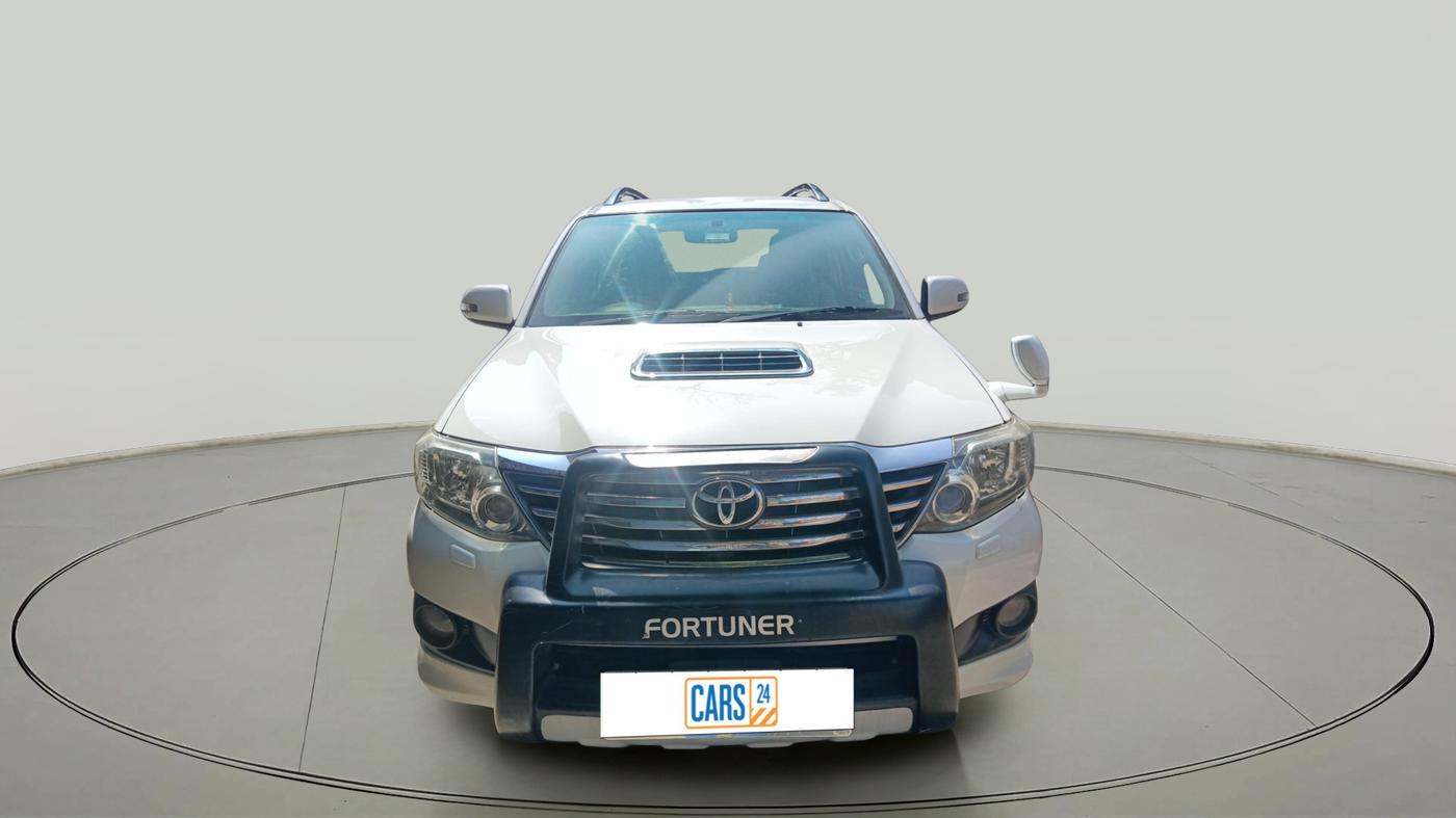 2014 Toyota Fortuner 3.0 4X2 MT, Diesel, Manual, 1,14,061 km, exterior