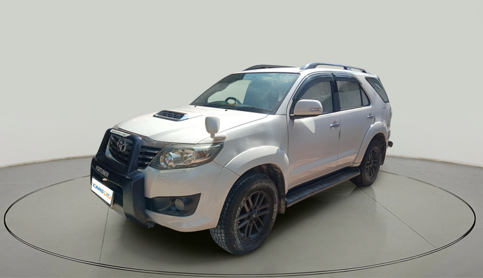 2014 Toyota Fortuner 3.0 4X2 MT, Diesel, Manual, 1,14,061 km, exterior