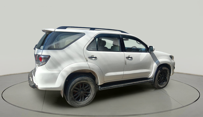 2014 Toyota Fortuner 3.0 4X2 MT, Diesel, Manual, 1,14,061 km, exterior