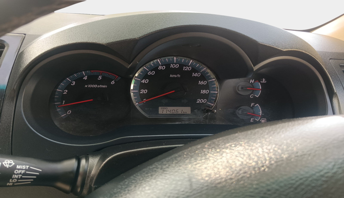 2014 Toyota Fortuner 3.0 4X2 MT, Diesel, Manual, 1,14,061 km, interior