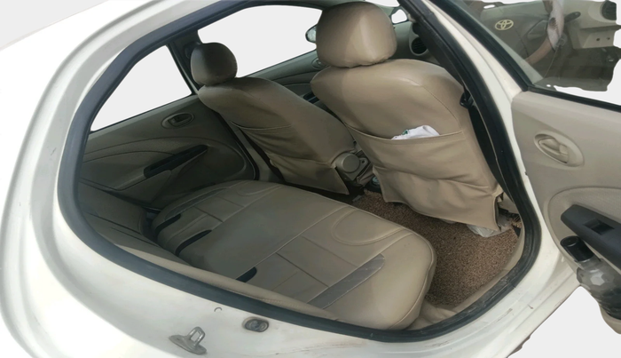 2015 Toyota Etios GD, Diesel, Manual, 1,09,273 km, interior