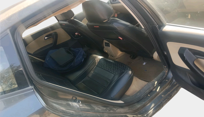 2019 Volkswagen Ameo HIGHLINE PLUS 1.5L AT 16 ALLOY, Diesel, Automatic, 4,54,971 km, interior