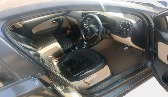 2019 Volkswagen Ameo HIGHLINE PLUS 1.5L AT 16 ALLOY, Diesel, Automatic, 4,54,971 km, interior