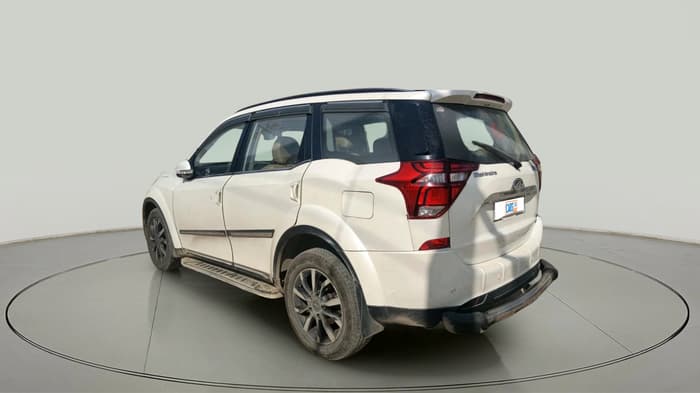 2018 Mahindra XUV500 W11 AT, Diesel, Automatic, 1,45,459 km, exterior