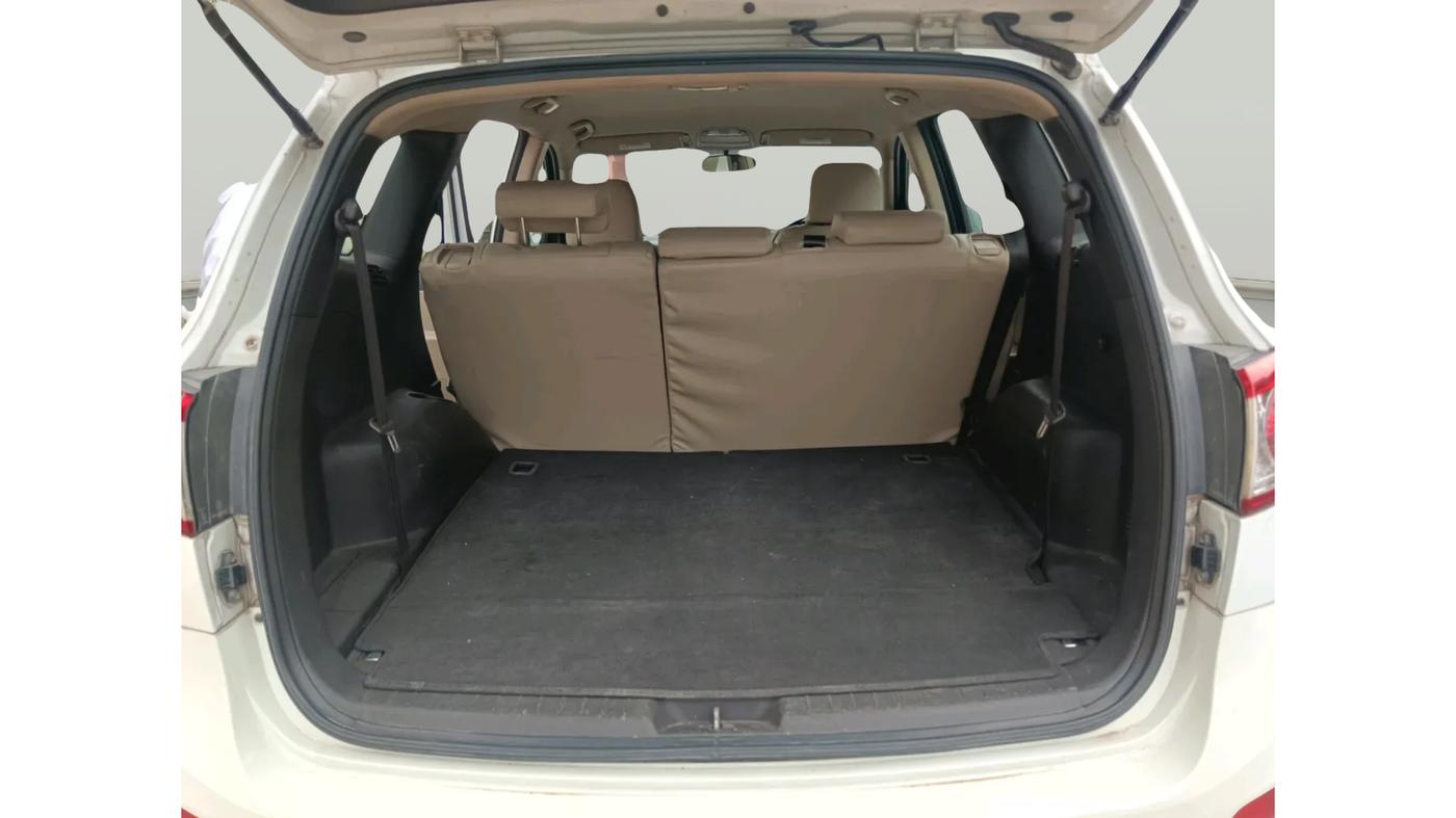 2012 Hyundai Santa Fe 2 WD, Diesel, Manual, 3,20,000 km, exterior
