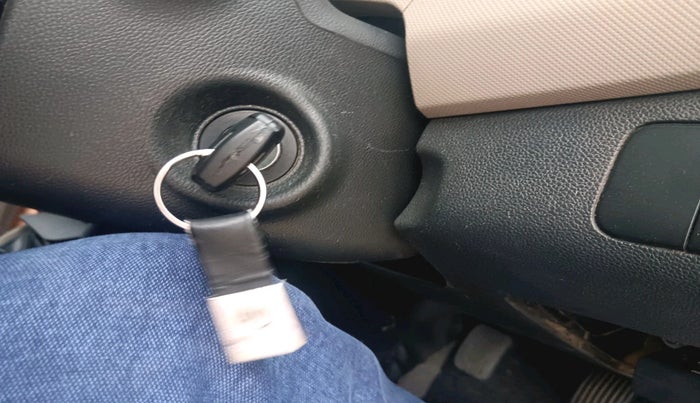 2017 Hyundai Grand i10 SPORTZ 1.2 KAPPA VTVT, Petrol, Manual, 1,58,621 km, interior