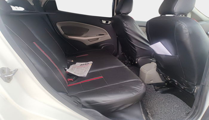 2013 Ford Ecosport TITANIUM 1.5L DIESEL, Diesel, Manual, 1,31,206 km, interior