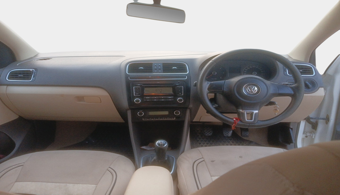 2011 Volkswagen Vento HIGHLINE DIESEL 1.6, Diesel, Manual, 1,06,924 km, interior