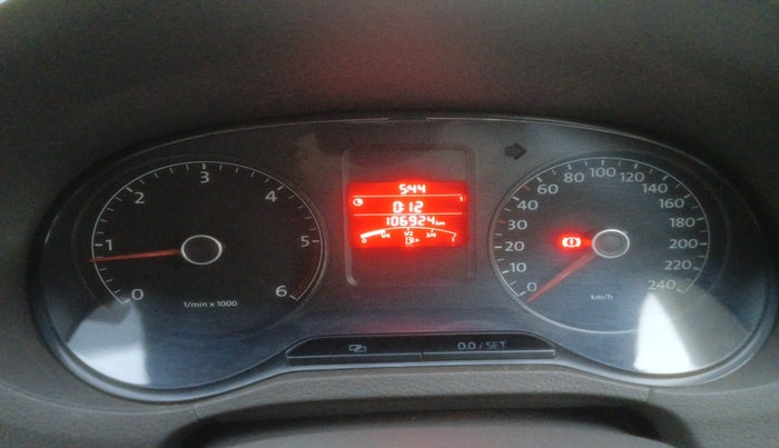 2011 Volkswagen Vento HIGHLINE DIESEL 1.6, Diesel, Manual, 1,06,924 km, interior
