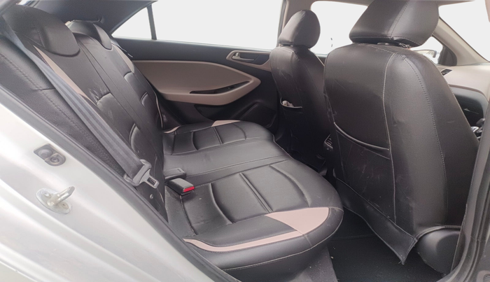 2015 Hyundai Elite i20 SPORTZ 1.4 CRDI, Diesel, Manual, 79,167 km, interior