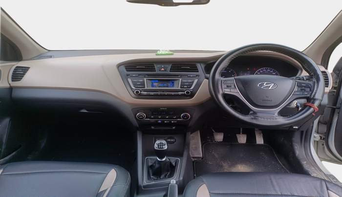 2015 Hyundai Elite i20 SPORTZ 1.4 CRDI, Diesel, Manual, 79,167 km, interior