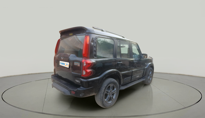 2022 Mahindra SCORPIO CLASSIC S11 MT 7S CC, Diesel, Manual, 99,598 km, exterior