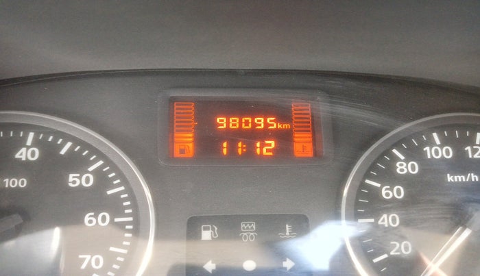 2014 Nissan Terrano XV D THP 110 PS, Diesel, Manual, 98,095 km, interior