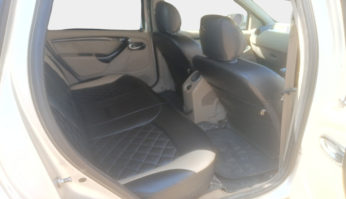 2014 Nissan Terrano XV D THP 110 PS, Diesel, Manual, 98,095 km, interior