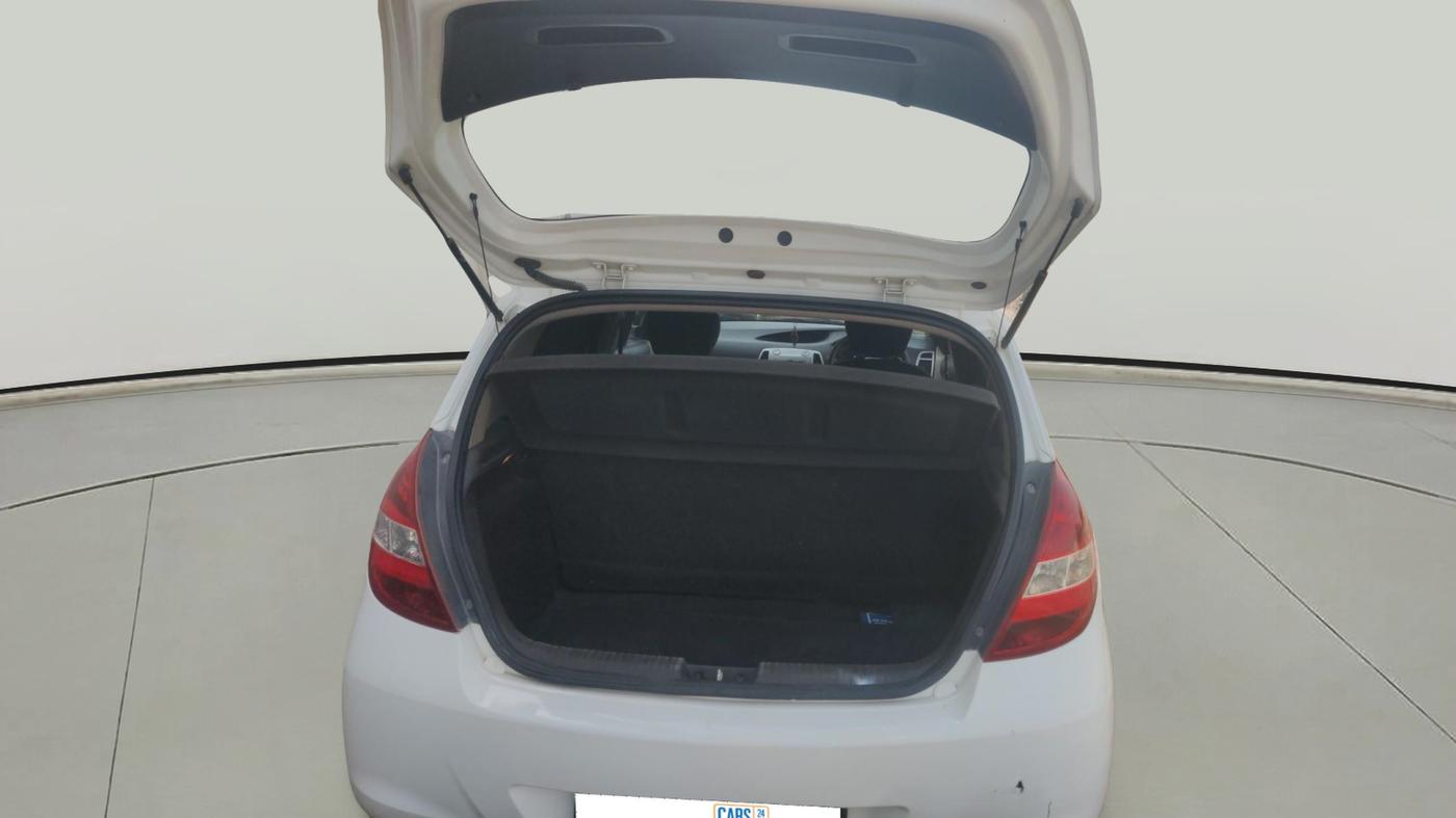 2011 Hyundai i20 MAGNA 1.2, Petrol, Manual, 23,904 km, exterior