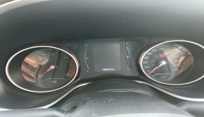 2017 Jeep Compass LONGITUDE (O) 2.0 DIESEL, Diesel, Manual, 1,35,875 km, interior