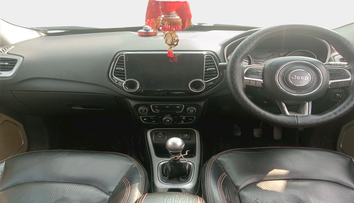 2017 Jeep Compass LONGITUDE (O) 2.0 DIESEL, Diesel, Manual, 1,35,875 km, interior