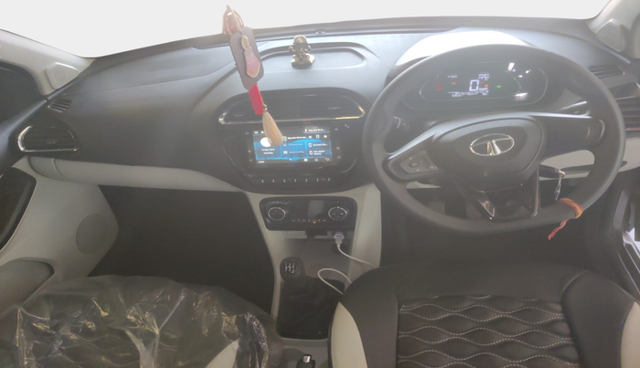 2023 Tata Tiago XZ PLUS PETROL, Petrol, Manual, 5,367 km, interior