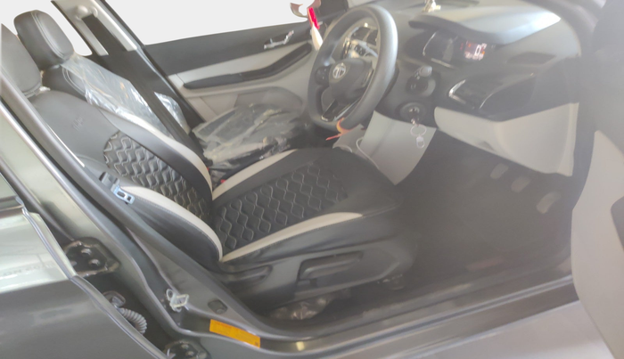 2023 Tata Tiago XZ PLUS PETROL, Petrol, Manual, 5,367 km, interior