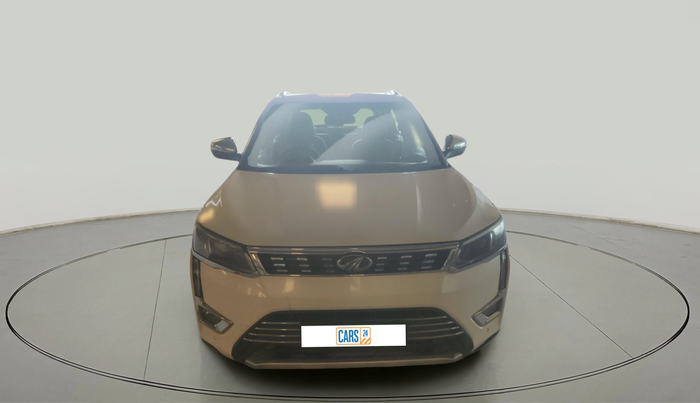 2021 Mahindra XUV300 W8 (O) 1.5 DIESEL, Diesel, Manual, 1,44,193 km, exterior