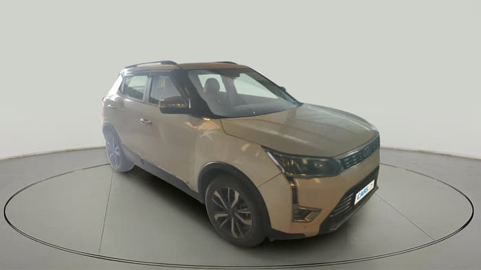 2021 Mahindra XUV300 W8 (O) 1.5 DIESEL, Diesel, Manual, 1,45,111 km, exterior