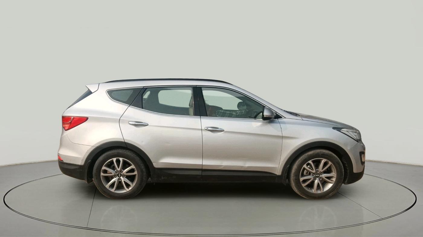2015 Hyundai Santa Fe 2 WD AT, Diesel, Automatic, 99,234 km, exterior