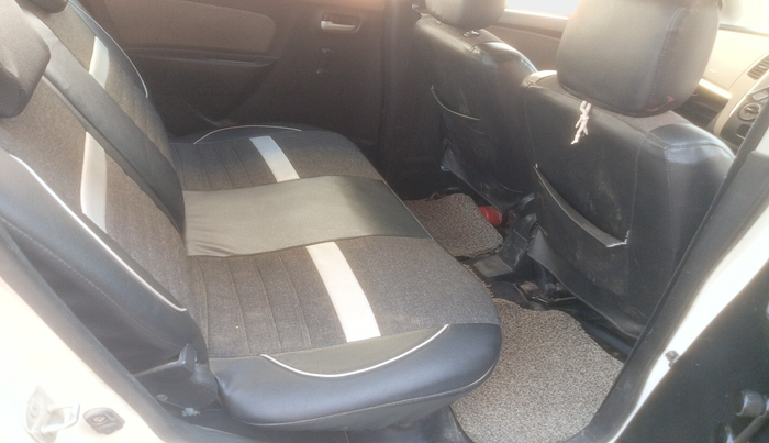 2015 Maruti Wagon R 1.0 LXI, Petrol, Manual, 85,926 km, interior