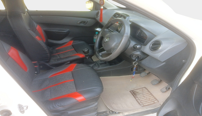 2018 Renault Kwid RXT 1.0 (O), Petrol, Manual, 57,455 km, interior