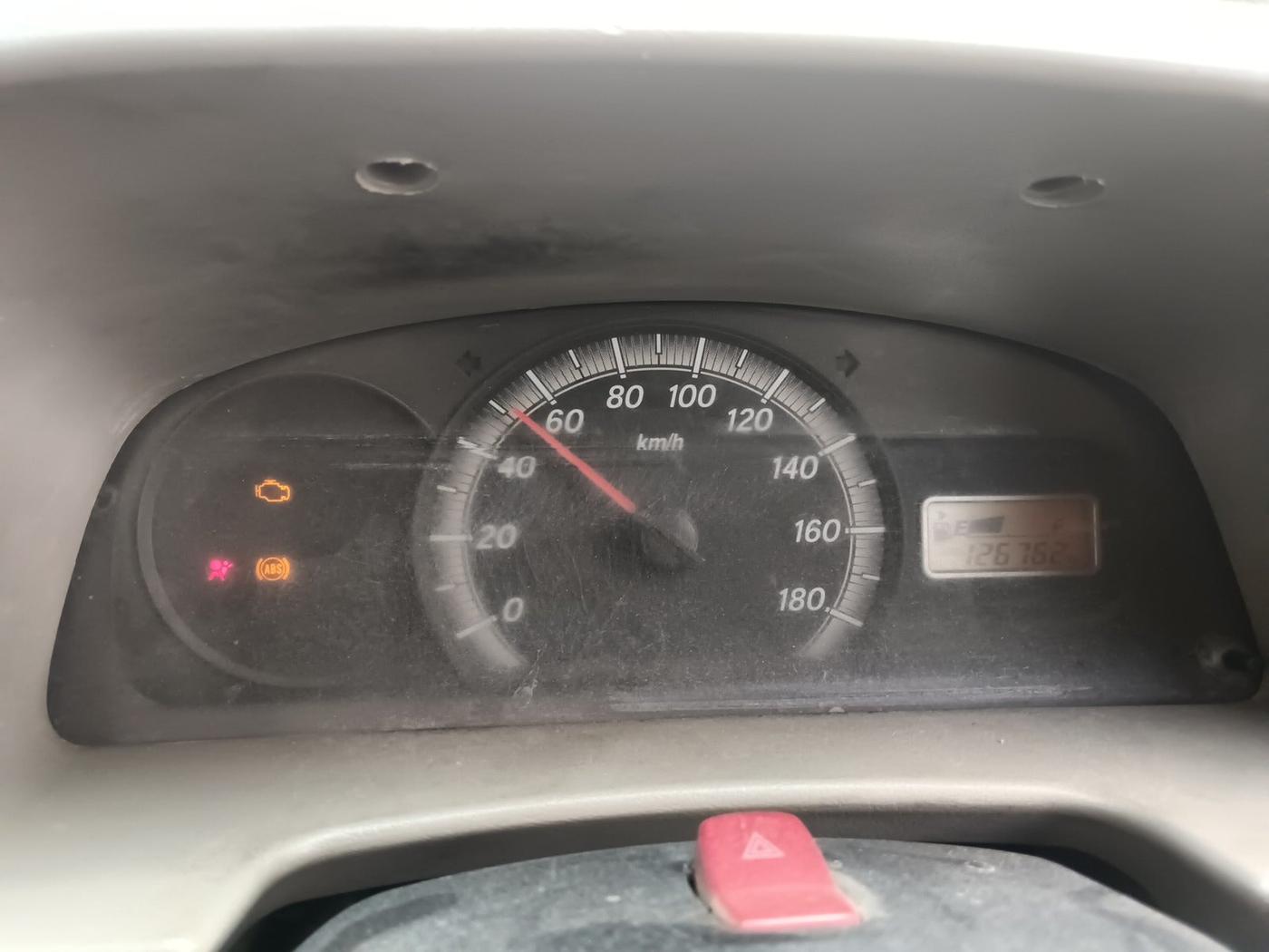 2022 Maruti Eeco 5 STR AC (O), Petrol, Manual, 1,27,000 km, interior