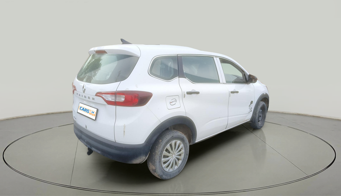 2022 Renault TRIBER RXE MT, Petrol, Manual, 77,338 km, exterior