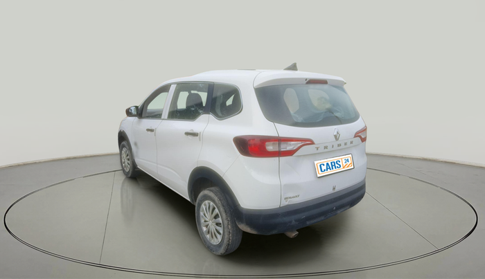 2022 Renault TRIBER RXE MT, Petrol, Manual, 77,338 km, exterior