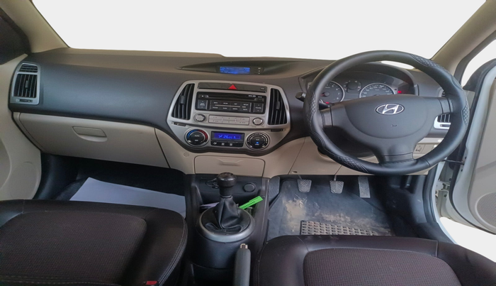 2014 Hyundai Elite i20 MAGNA 1.2, Petrol, Manual, 48,365 km, interior