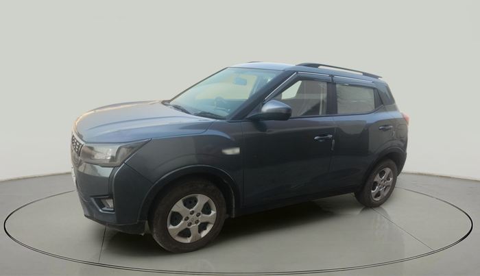 2023 Mahindra XUV300 W6 1.5 Sunroof Diesel, Diesel, Manual, 1,23,205 km, exterior