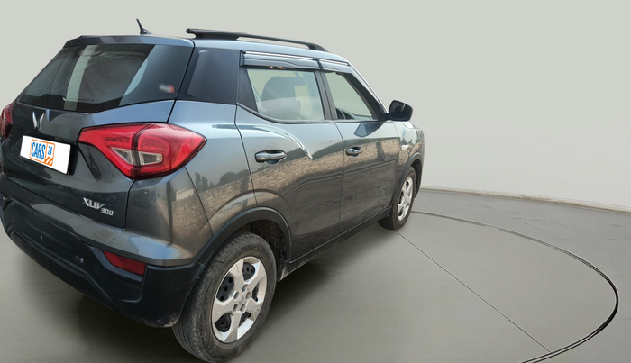 2023 Mahindra XUV300 W6 1.5 Sunroof Diesel, Diesel, Manual, 1,23,205 km, exterior