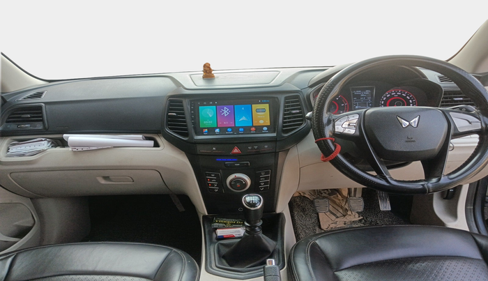 2023 Mahindra XUV300 W6 1.5 Sunroof Diesel, Diesel, Manual, 1,23,205 km, interior