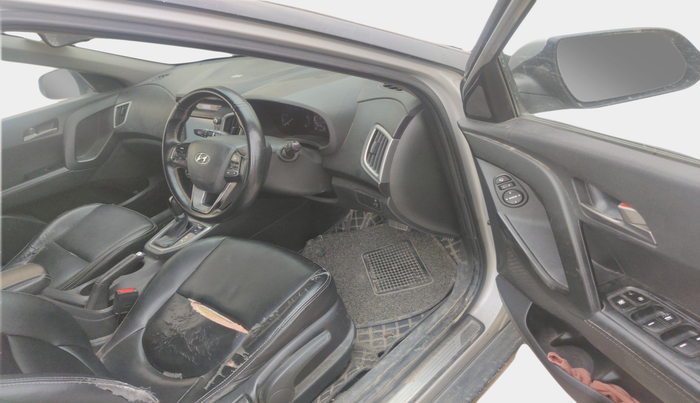 2015 Hyundai Creta SX PLUS AT 1.6 DIESEL, Diesel, Automatic, 1,73,154 km, interior
