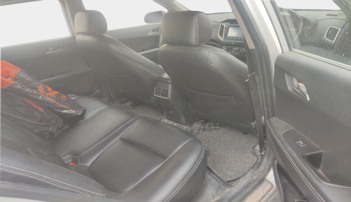 2015 Hyundai Creta SX PLUS AT 1.6 DIESEL, Diesel, Automatic, 1,73,154 km, interior