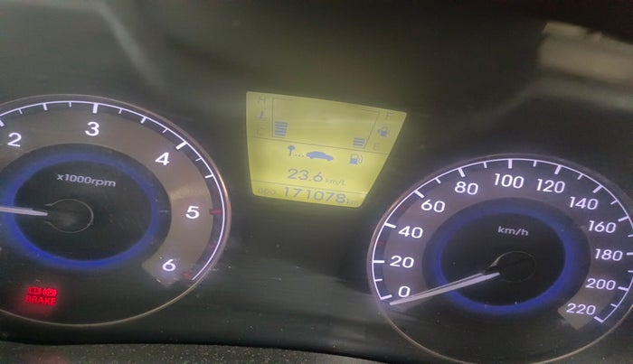 2012 Hyundai Verna FLUIDIC 1.6 CRDI SX OPT, Diesel, Manual, 1,71,078 km, interior