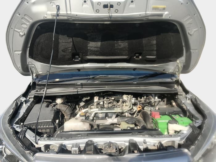 2016 Toyota Innova Crysta 2.4 VX 7 STR, Diesel, Manual, 77,686 km, exterior