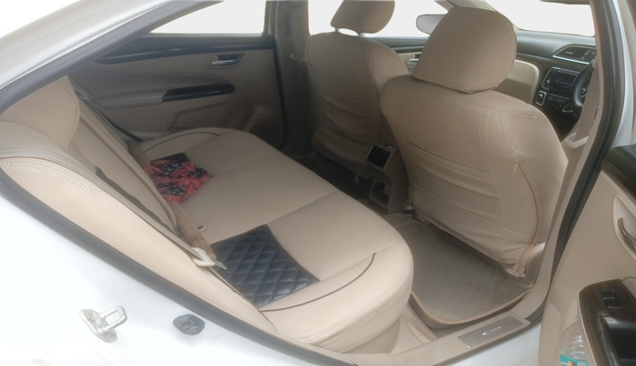 2017 Maruti Ciaz ZETA DIESEL 1.3, Diesel, Manual, 1,17,586 km, interior